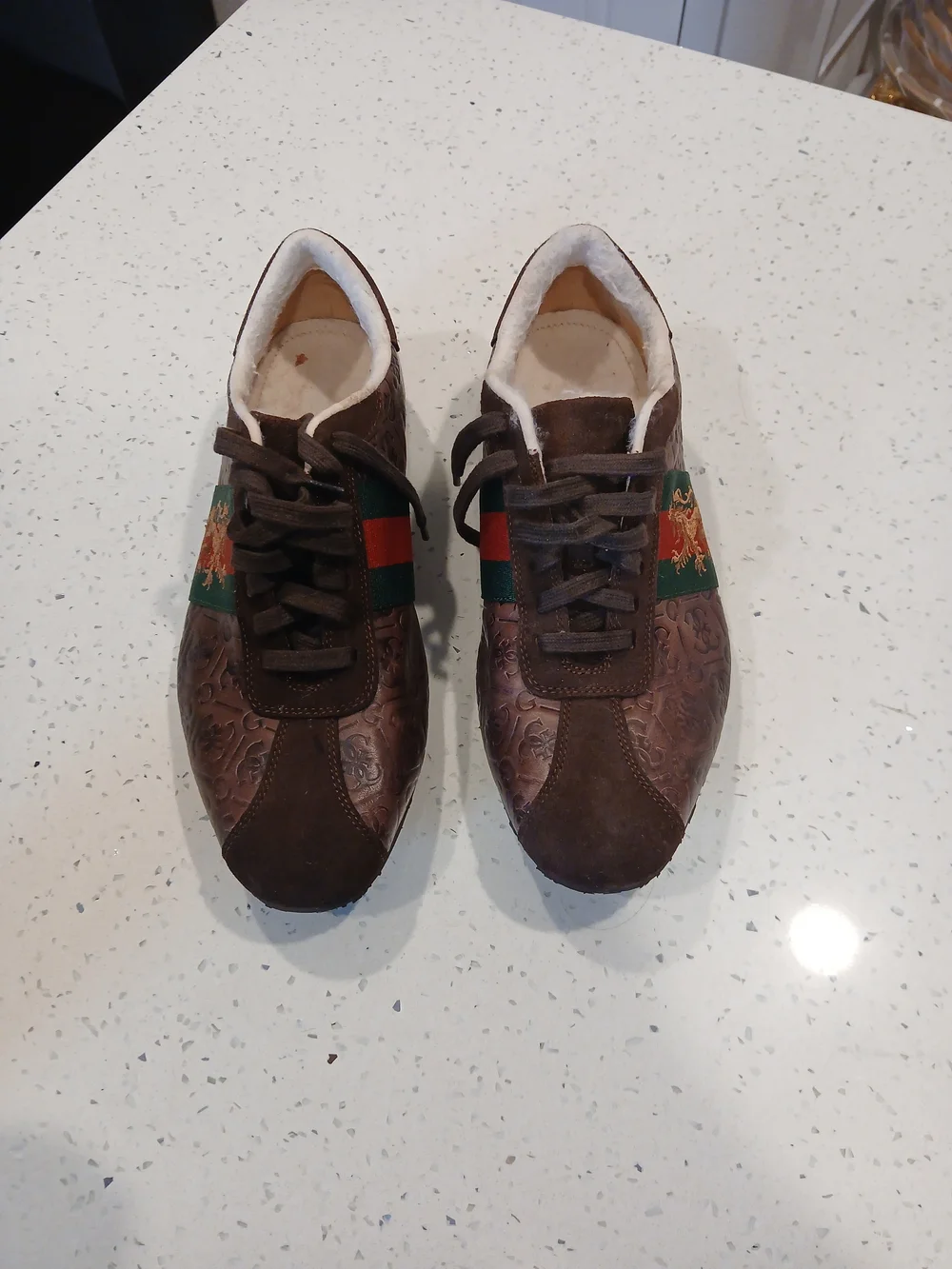Guess brown suede